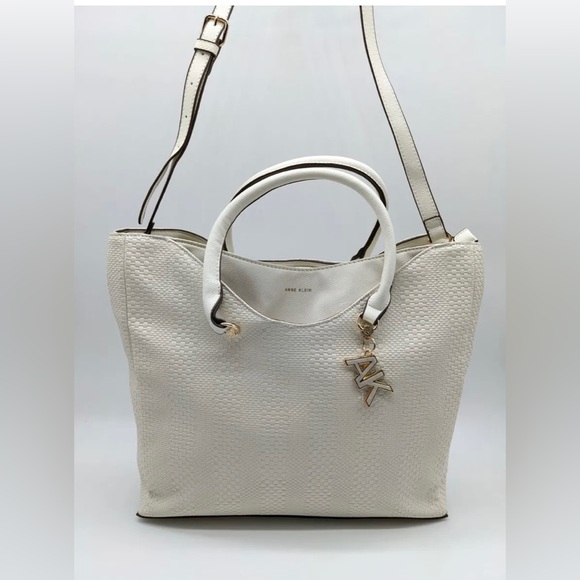 👛 NWT! Anne Klein Large Woven Tote Bag MSRP $95 - Picture 4 of 6